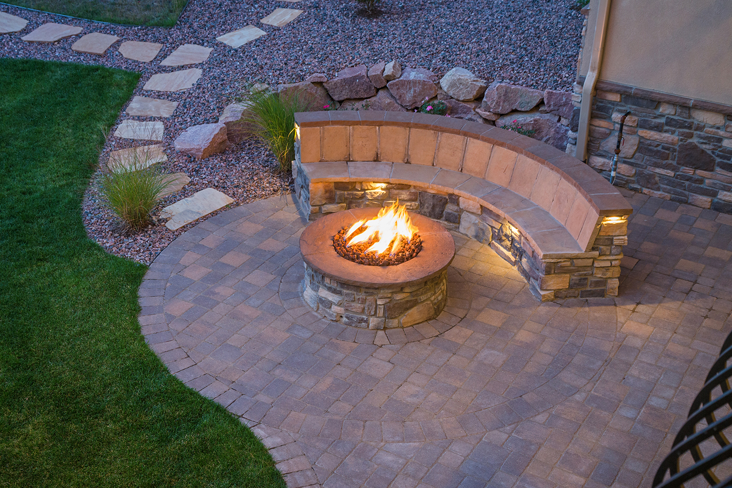 Amazing Backyard Fire Pit Amazing Backyard Fire Pit